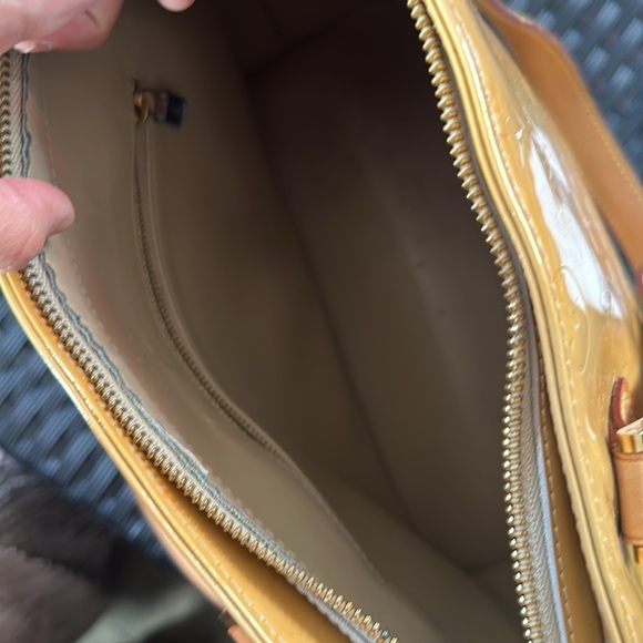 Louis Vuitton shoulder bag - Picture 2 of 4